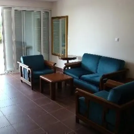 Studio-appartement In Magoula Mit Grill Und Garten エレトリア