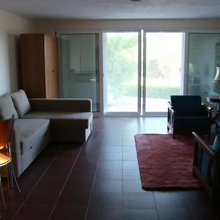 Studio-appartement In Magoula Mit Grill Und Garten * エレトリア