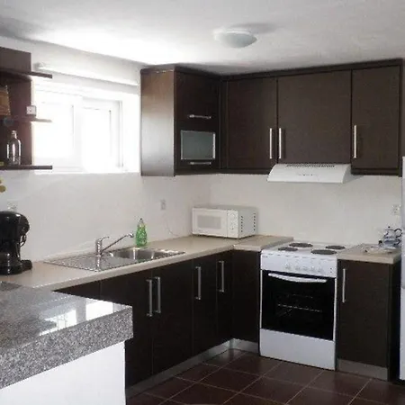 Studio-appartement In Magoula Mit Grill Und Garten Apartment